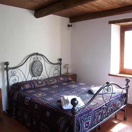 Agriturismo Fontandrone * Пьеве-Санто-Стефано